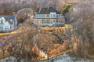 150 Landing Ln, Calverton, NY 11933 - Photo 5