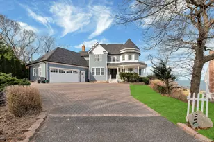 150 Landing Ln, Calverton, NY 11933 - Photo 41