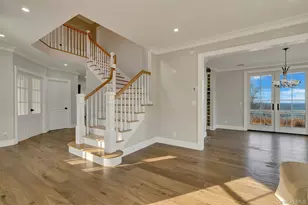 150 Landing Ln, Calverton, NY 11933 - Photo 17