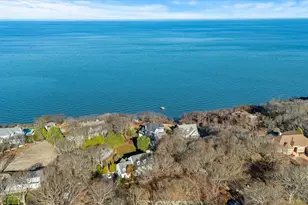 150 Landing Ln, Calverton, NY 11933 - Photo 9