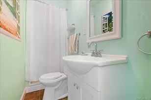 233 S Alleghany Ave, Lindenhurst, NY 11757 - Photo 13