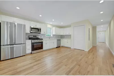 207 Grand Street, Mamaroneck, NY 10543 - Photo 25