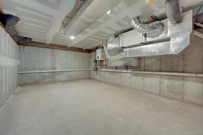 207 Grand Street, Mamaroneck, NY 10543 - Photo 37