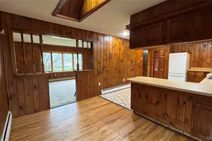 107 Noxon Rd, Poughkeepsie, NY 12603 - Photo 13