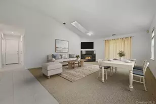 12 Merrimack Rd, Hauppauge, NY 11787 - Photo 9