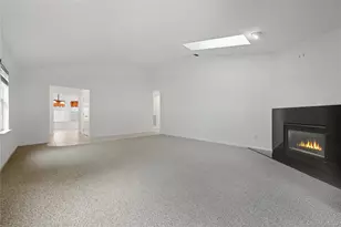 12 Merrimack Rd, Hauppauge, NY 11787 - Photo 7