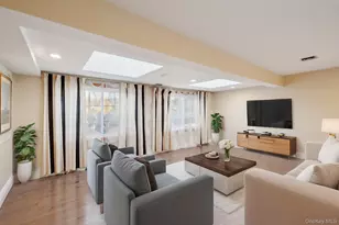 1250 Harbor Rd, Hewlett, NY 11557 - Photo 5