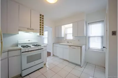 123 Nugent Street, New Hyde Park, NY 11040 - Photo 7