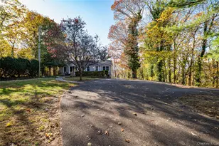 37 Bay Ave, Huntington, NY 11743 - Photo 23