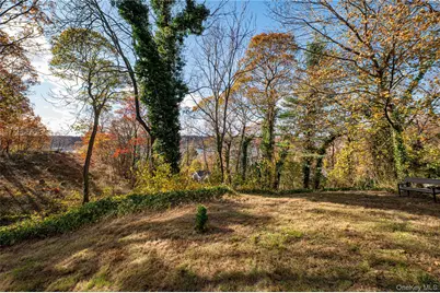 37 Bay Avenue, Huntington, NY 11743 - Photo 25