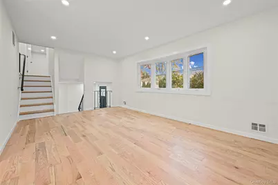 42 Holiday Park Drive, Centereach, NY 11720 - Photo 7