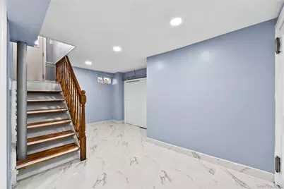 66 Hutchinson Boulevard, Mount Vernon, NY 10552 - Photo 27