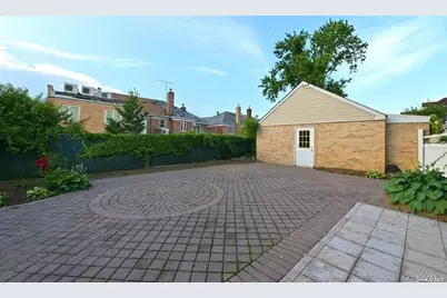 10835 66th Road, Forest Hills, NY 11375 - Photo 3