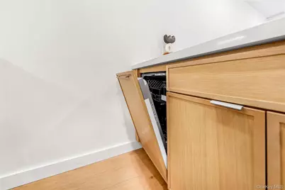 30-24 32nd Street #3A, Astoria, NY 11102 - Photo 5