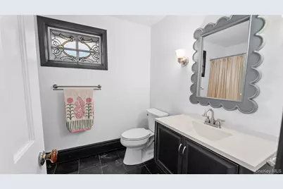 1055 Bridge Pointe Lane, Yorktown Heights, NY 10598 - Photo 35