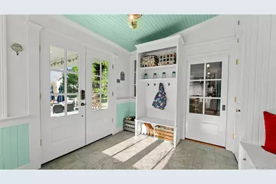 1055 Bridge Pointe Lane, Yorktown Heights, NY 10598 - Photo 41