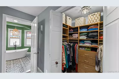 1055 Bridge Pointe Lane, Yorktown Heights, NY 10598 - Photo 29