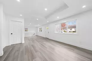 16 Fife Dr, Coram, NY 11727 - Photo 7