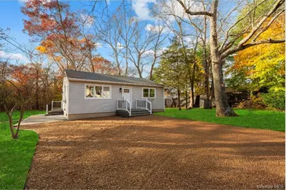 16 Fife Drive, Coram, NY 11727 - Photo 3