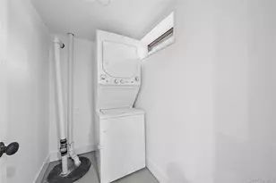 16 Fife Dr, Coram, NY 11727 - Photo 23