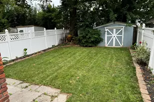 18-38 120th St, College Point, NY 11356 - Photo 5