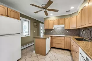 94 Pequot Ln, East Islip, NY 11730 - Photo 9