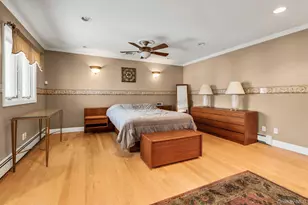 94 Pequot Ln, East Islip, NY 11730 - Photo 15