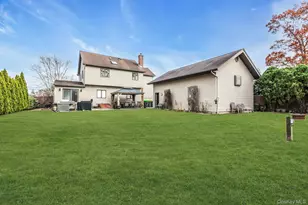 94 Pequot Ln, East Islip, NY 11730 - Photo 27