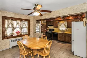 1316 12th St, West Babylon, NY 11704 - Photo 11