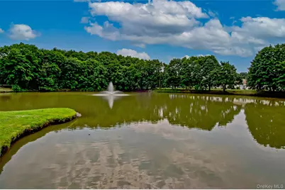 705 Cabot Court W, Saint James, NY 11780 - Photo 23