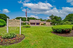 705 Cabot Ct W, Saint James, NY 11780 - Photo 27