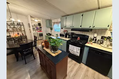 125 King George Drive, New Windsor, NY 12553 - Photo 13