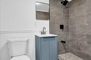 254-16 Craft Ave, Rosedale, NY 11422 - Photo 19