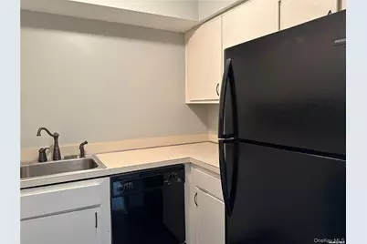 26 Bailey Court #26, Middle Island, NY 11953 - Photo 7