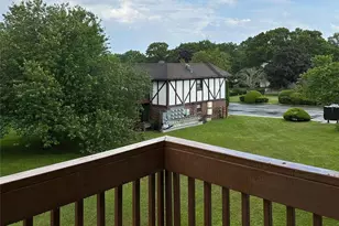 26 Bailey Ct, Middle Island, NY 11953 - Photo 11