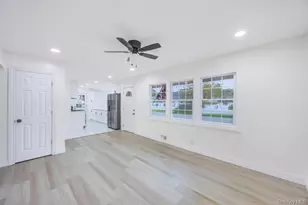 148 Claywood Dr, Brentwood, NY 11717 - Photo 3