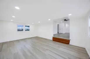 148 Claywood Dr, Brentwood, NY 11717 - Photo 9