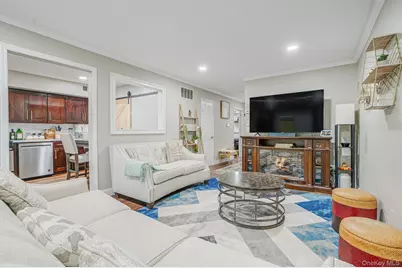 2751 Schleigel Boulevard, Amityville, NY 11701 - Photo 3