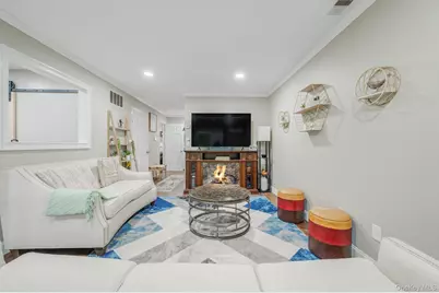 2751 Schleigel Boulevard, Amityville, NY 11701 - Photo 5