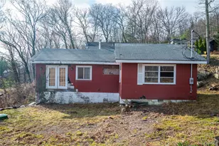 9 Deer Trail S, Greenwood Lake, NY 10925 - Photo 17