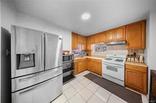 109-18 Francis Lewis Blvd, Queens Village, NY 11429 - Photo 7