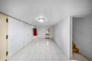 109-18 Francis Lewis Blvd, Queens Village, NY 11429 - Photo 15