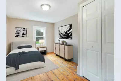 284 S Quaker Lane, Hyde Park, NY 12538 - Photo 15