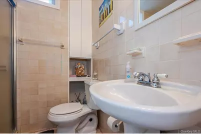 1 Bellmore Avenue, Point Lookout, NY 11569 - Photo 15