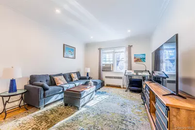 43 Floral Blvd #1C, Floral Park, NY 11001 - Photo 3