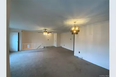 250 Beechwood Avenue #8B, Poughkeepsie, NY 12601 - Photo 3