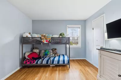 22 Hovenkamp Avenue, Nanuet, NY 10954 - Photo 11