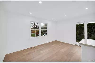 82 Seton Drive, New Rochelle, NY 10804 - Photo 9