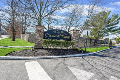 91 Village Circle W, Manorville, NY 11949 - Photo 27