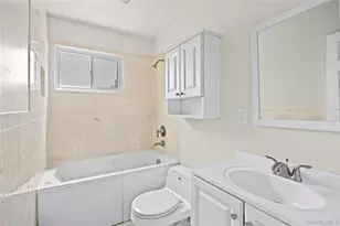 1563 Baldwin Blvd, Bay Shore, NY 11706 - Photo 29